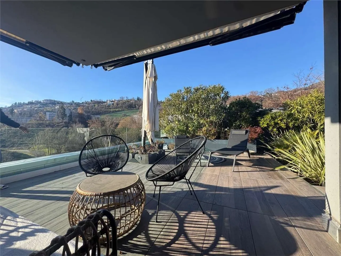 Elegantes Penthouse mit atemberaubender Aussicht - Foto 8 von 13