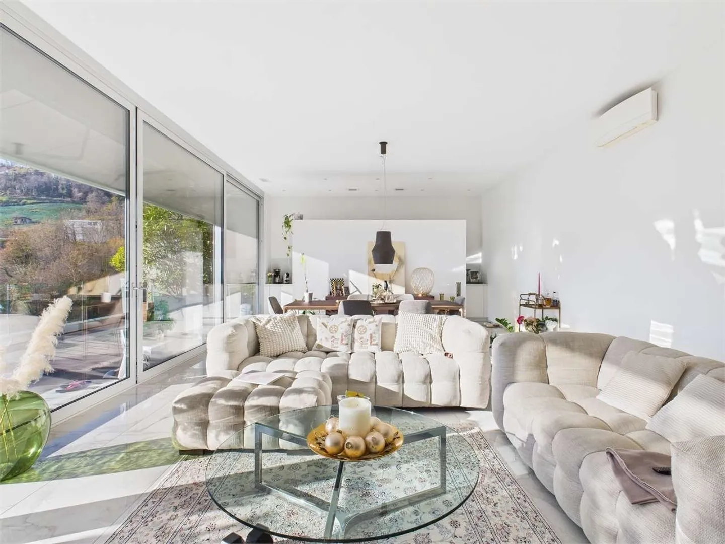 Elegantes Penthouse mit atemberaubender Aussicht - Foto 1 von 13