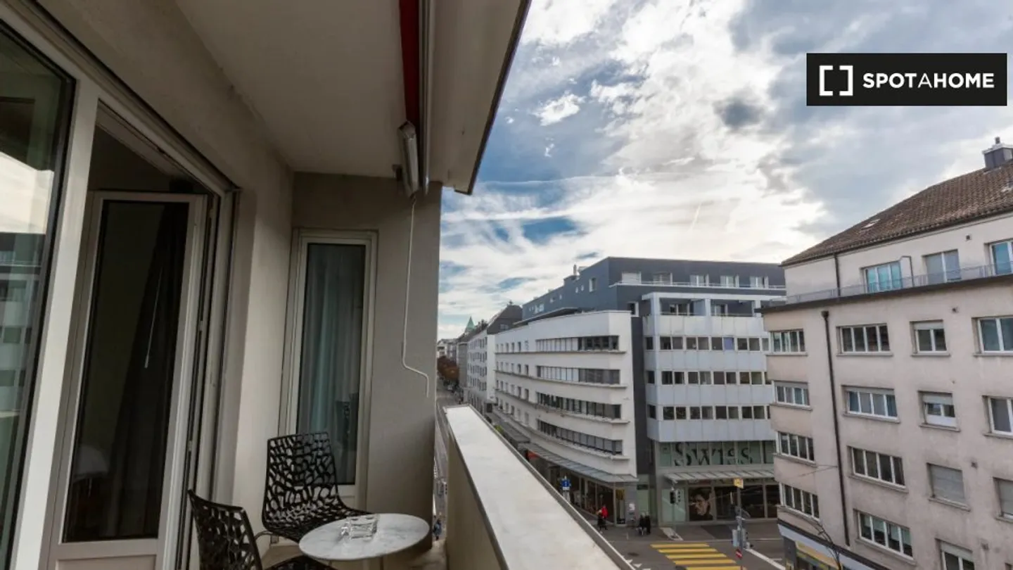 Discover, visit and rent your new home online with full confidence. - Photo 9 of 11