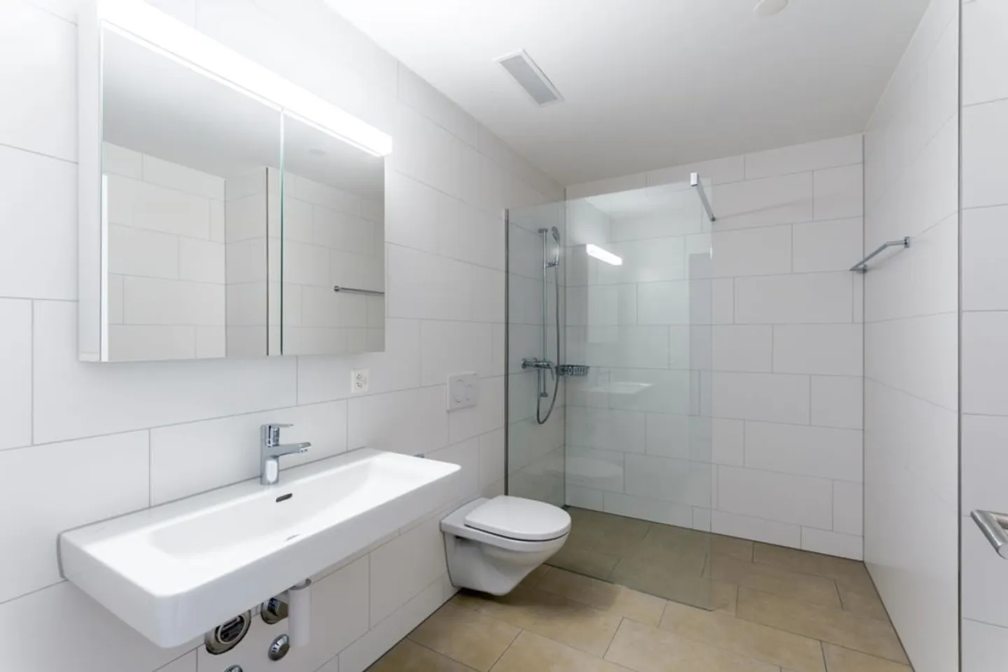 2.5-Room Garden Apartment - Comfort Guaranteed! - Photo 3 of 4