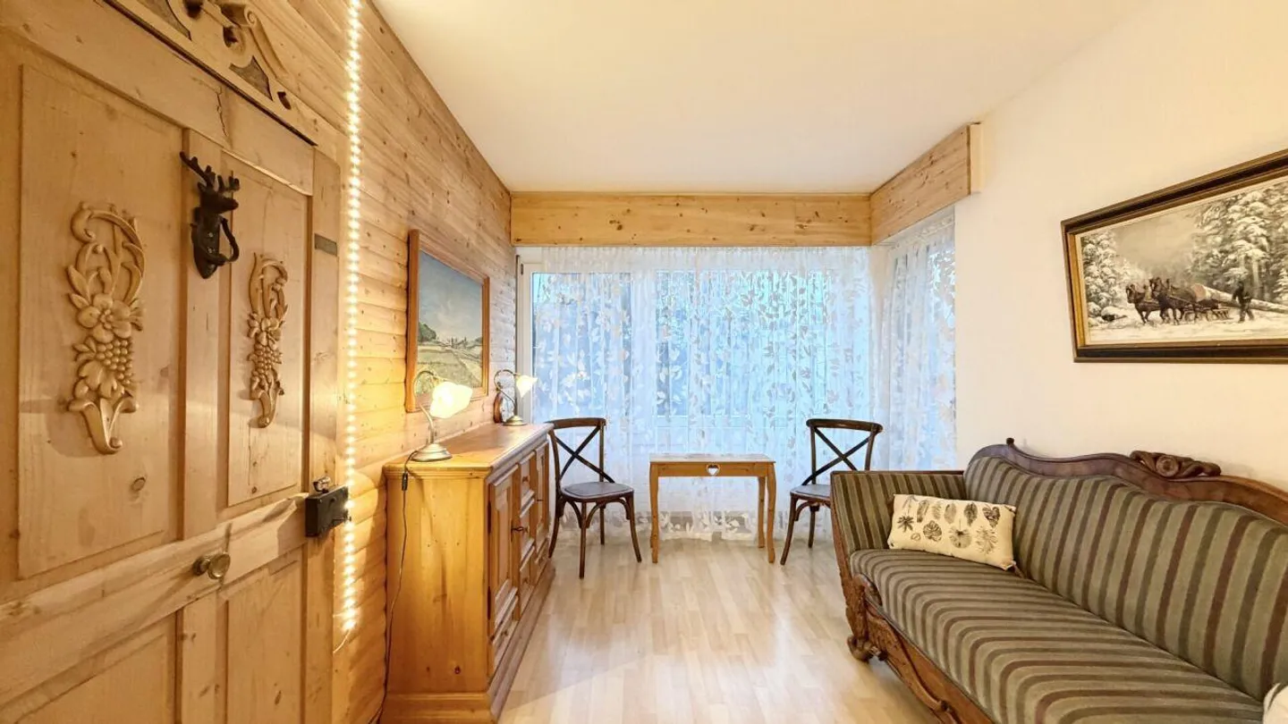 Charmante 2.5 Zimmer Wohnung an perfekter Lage - Photo 3 sur 9