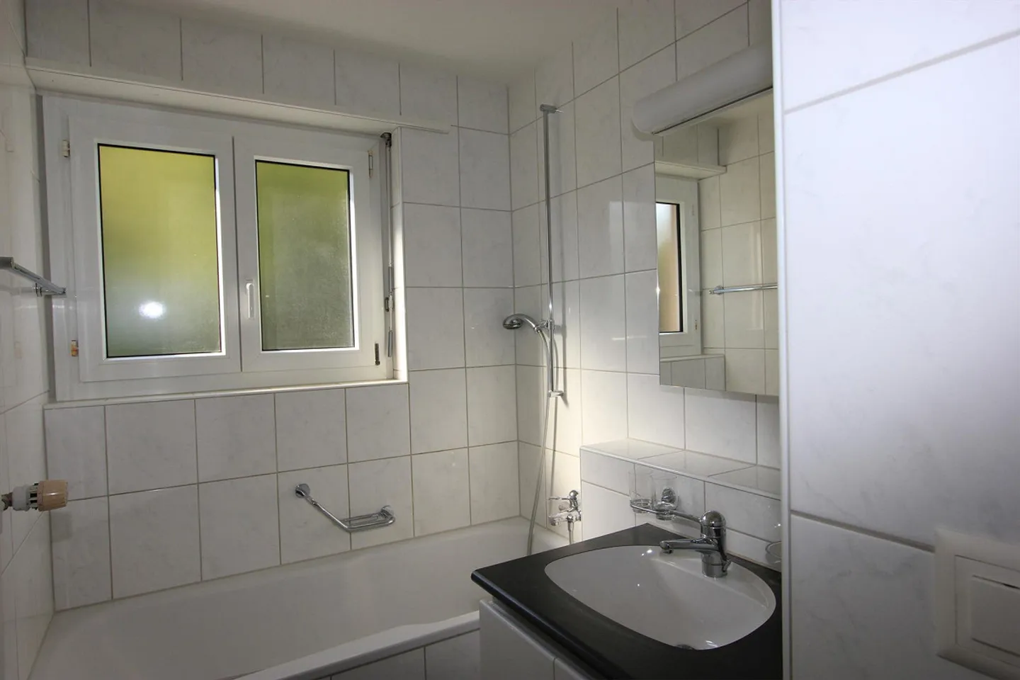 Moderne Wohnung mit Schwimmbad - Foto 9 von 11