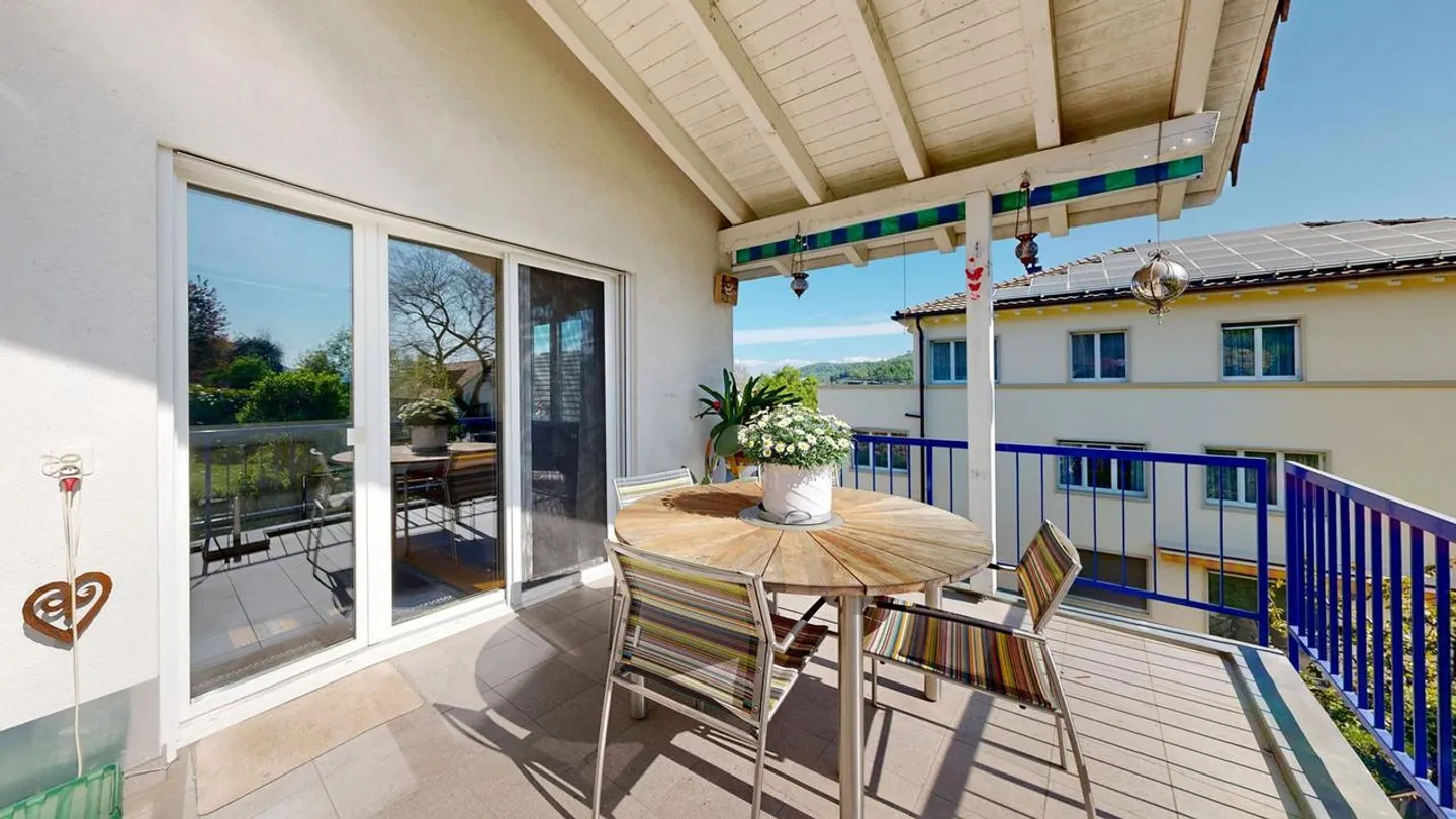 Beautiful 5.5-room semi-detached house with carport and Swedish stove - Photo 9 of 13