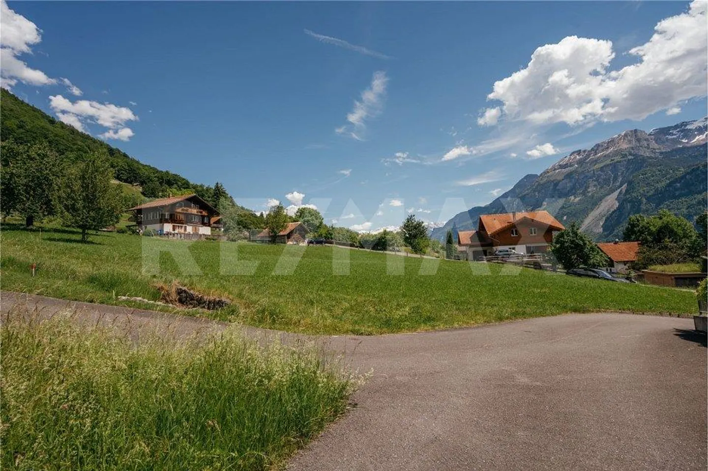 Fantastica parcella edificabile con vista sul lago in una posizione assolutamente tranquilla - Foto 9 di 10