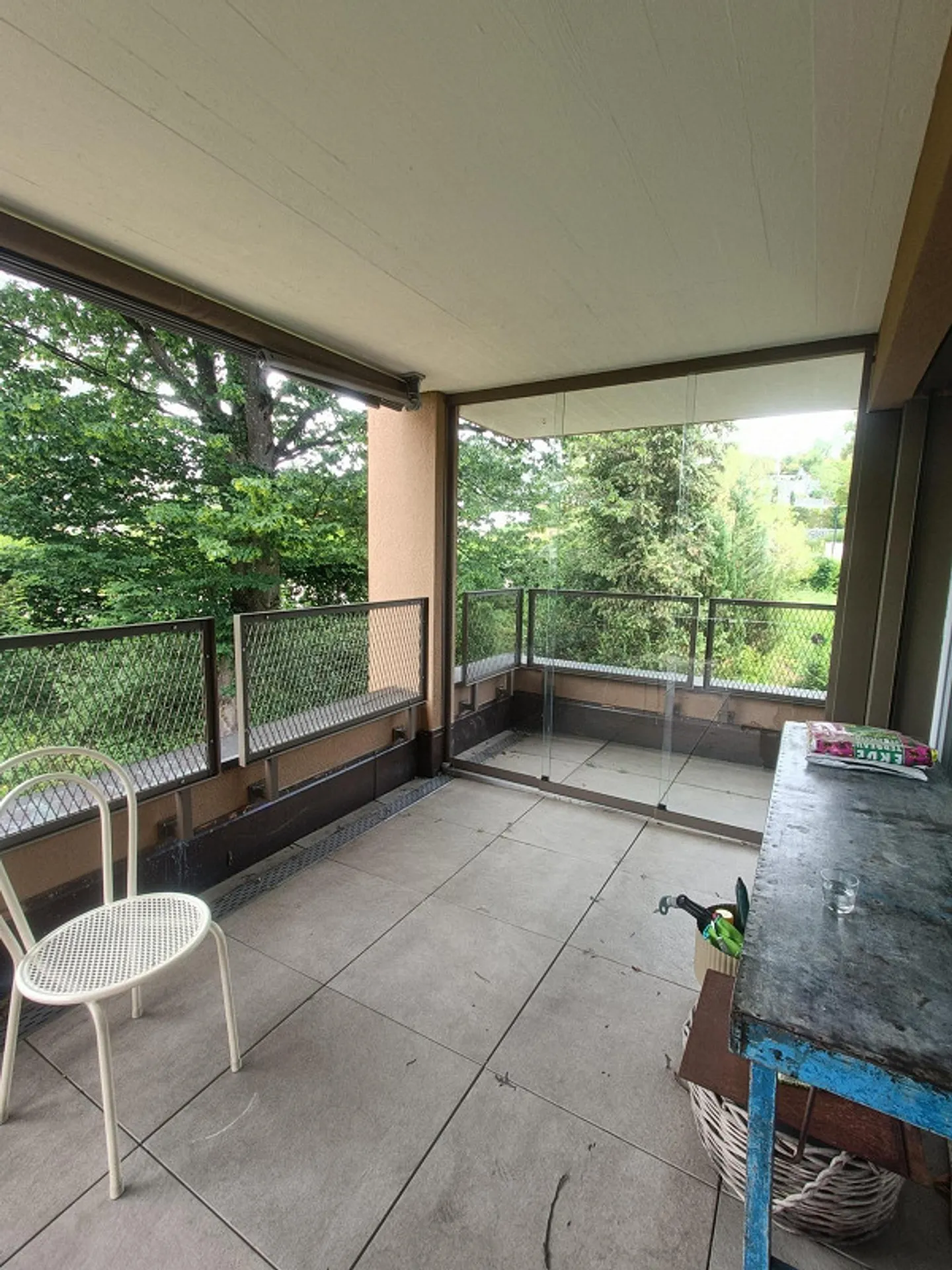 Appartement de 4,5 pièces avec grande terrasse sur le toit - Photo 2 sur 9