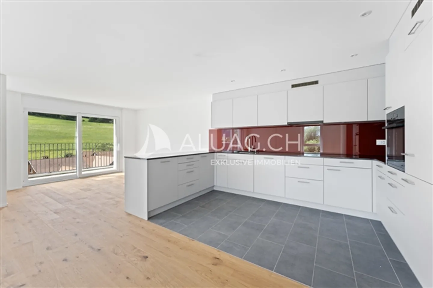 NOUVEAU 4.5 PIÈCES AVEC RACCORDEMENT NATUREL - Photo 1 sur 11