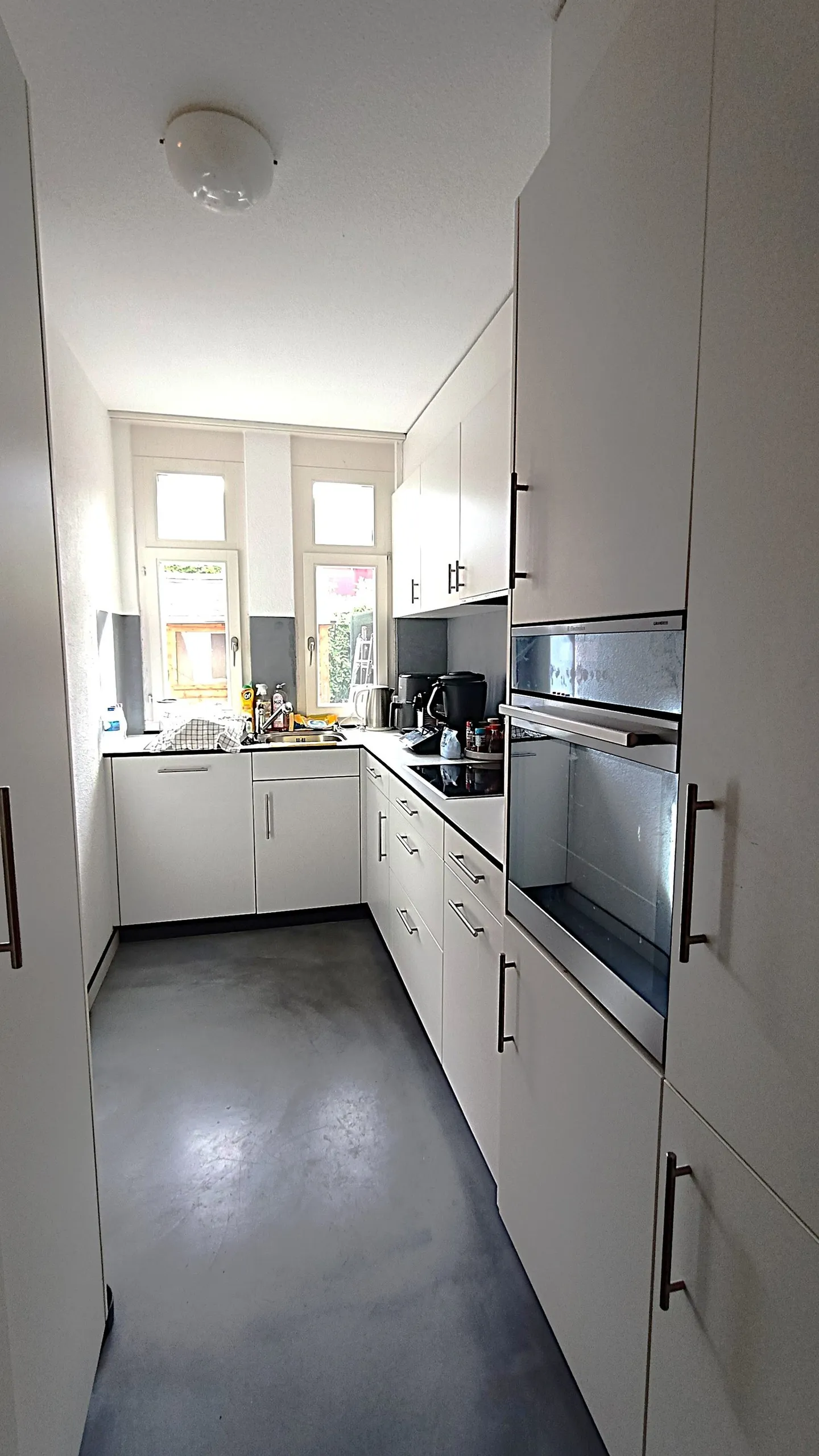 Bella villa a schiera con 2 terrazze est e ovest e giardino - disponibile immediatamente - Foto 3 di 16