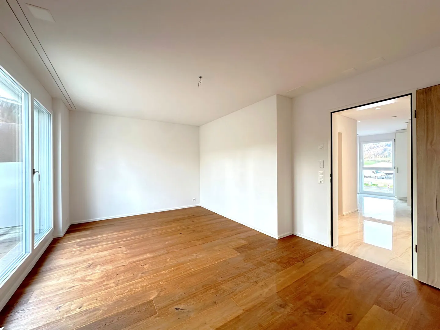 Affascinante casa in affitto di 4,5 stanze con grande terrazza a Wallenwil - Foto 5 di 13