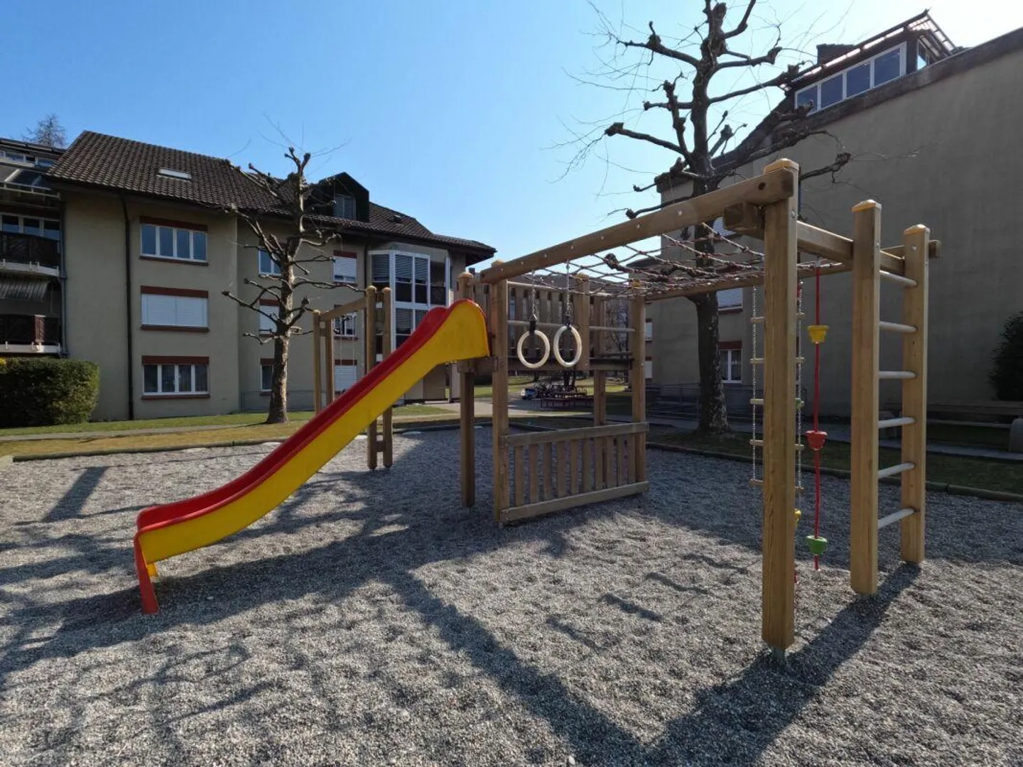 Geräumige Wohnung im Grünen - Foto 1 von 10