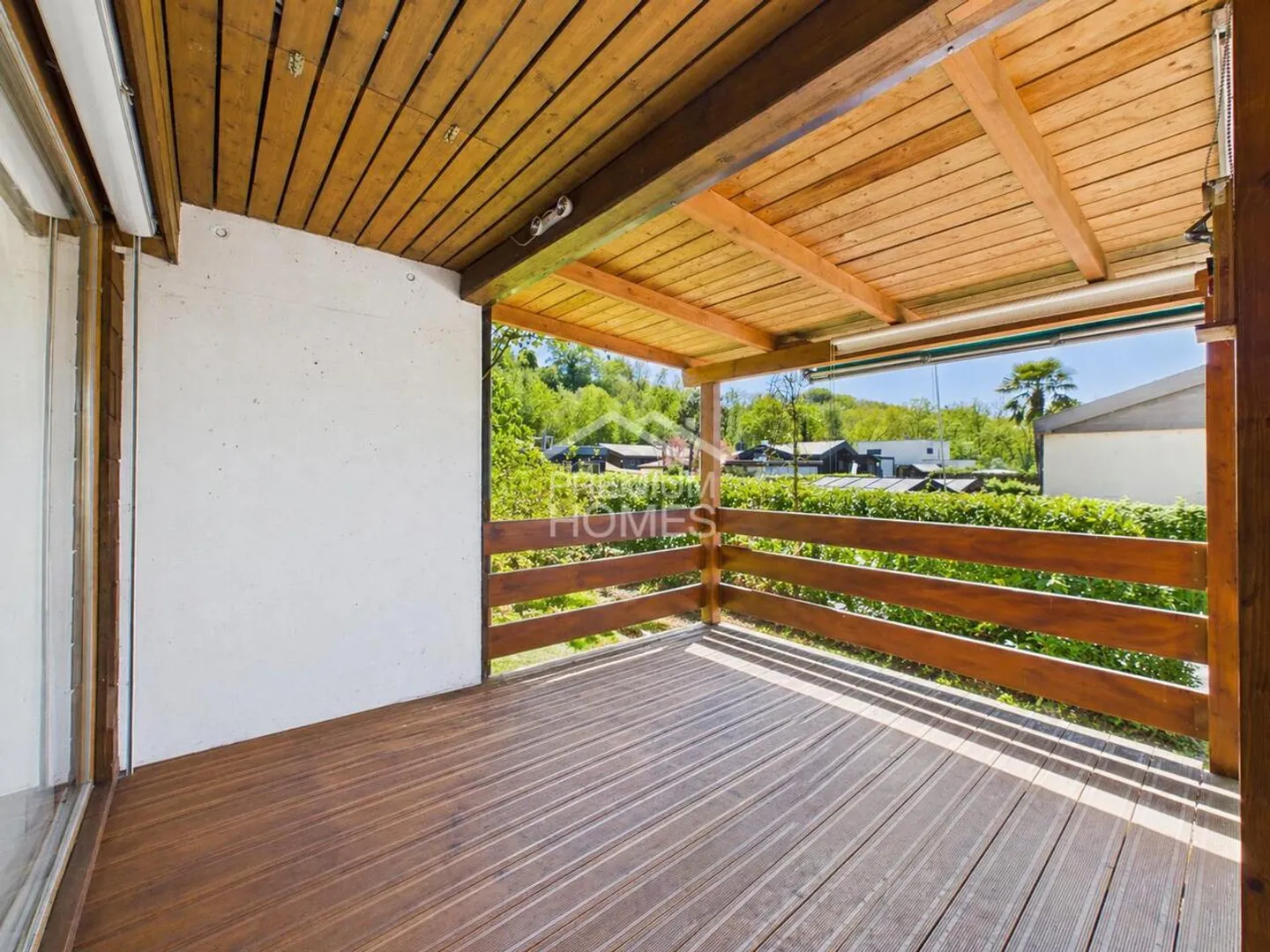 Your Retreat in the Green - Photo 5 of 9