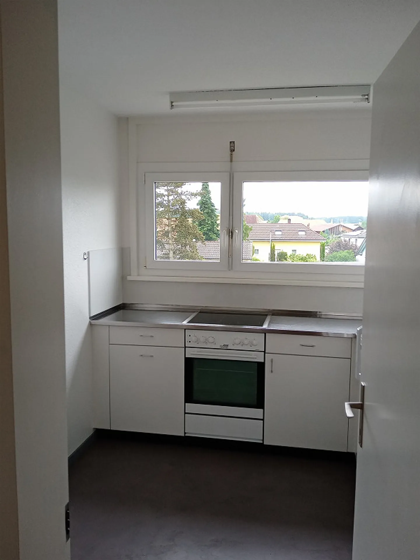 2 Mois Gratuits - Appartement 4.5 Pièces à Lyssach - Vivre dans un Bel Endroit - Photo 3 sur 18