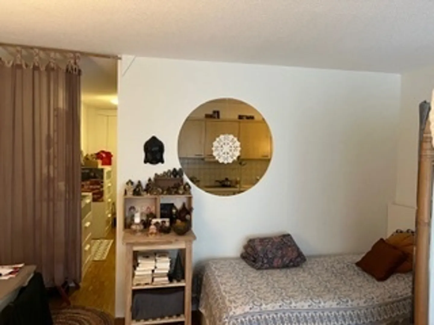 Studio 1 room - Photo 8 of 9