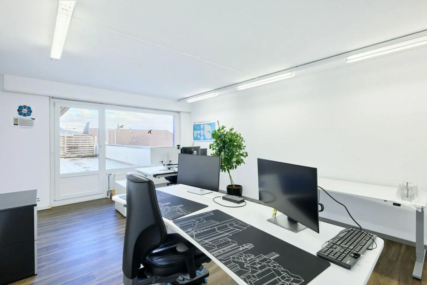 Gewerbeimmobilie mit vielseitigen Nutzungsmöglichkeiten in Oftringen! - Foto 22 von 30