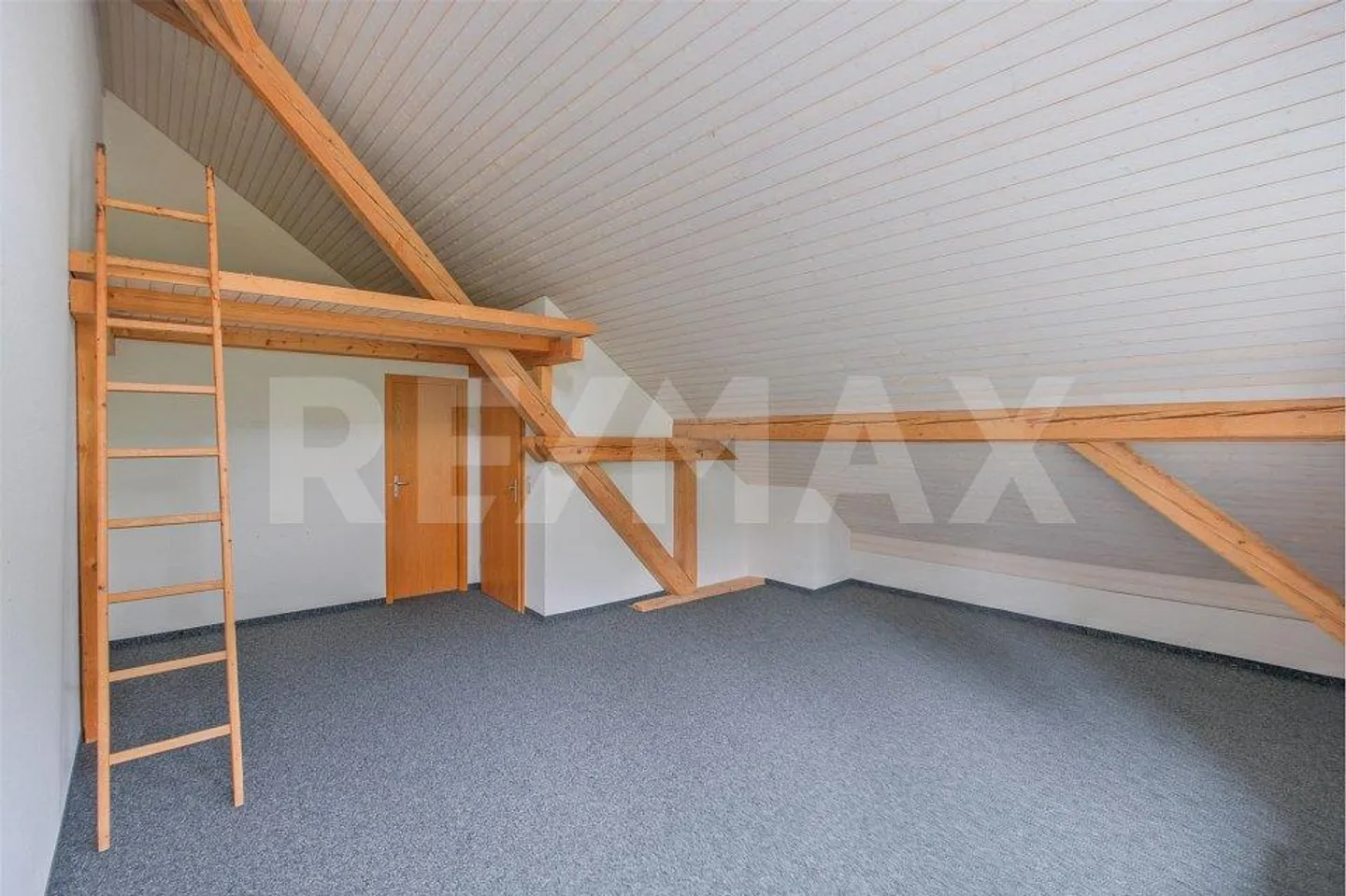 Maison individuelle de 5,5 pièces dans un emplacement idyllique - Photo 9 sur 13