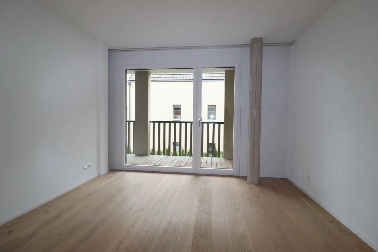 Great condominium in the village center - Photo 5 of 10