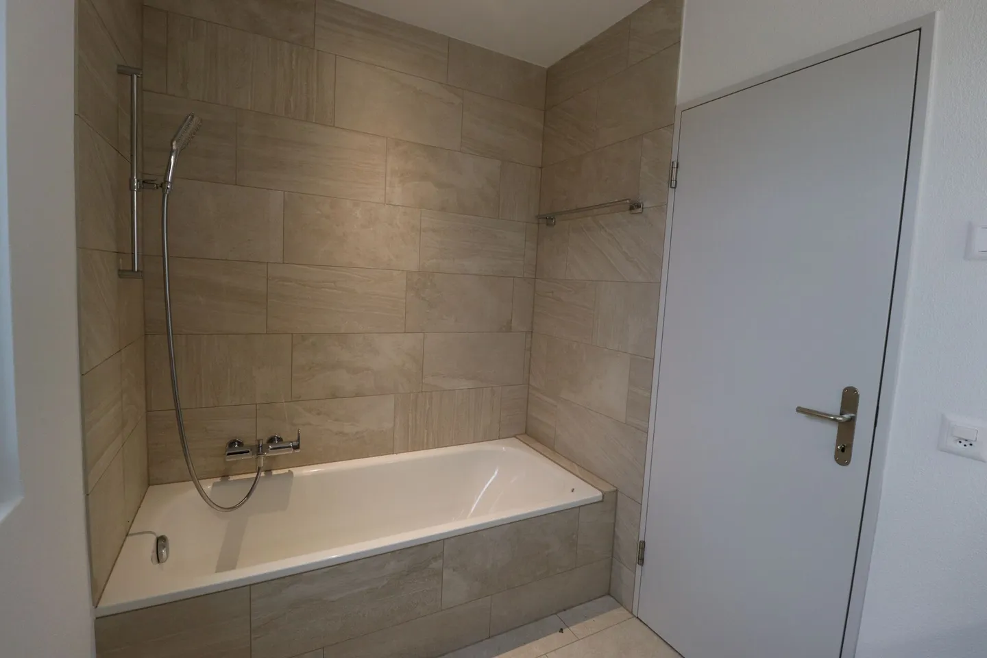Great condominium in the village center - Photo 6 of 10