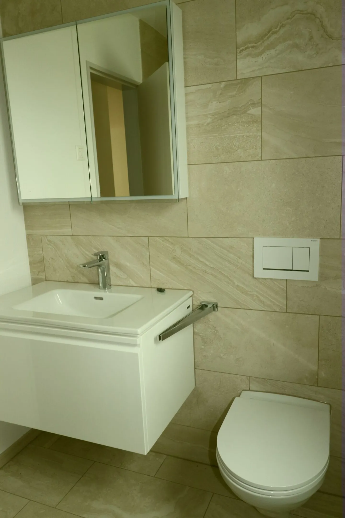 Great condominium in the village center - Photo 7 of 10
