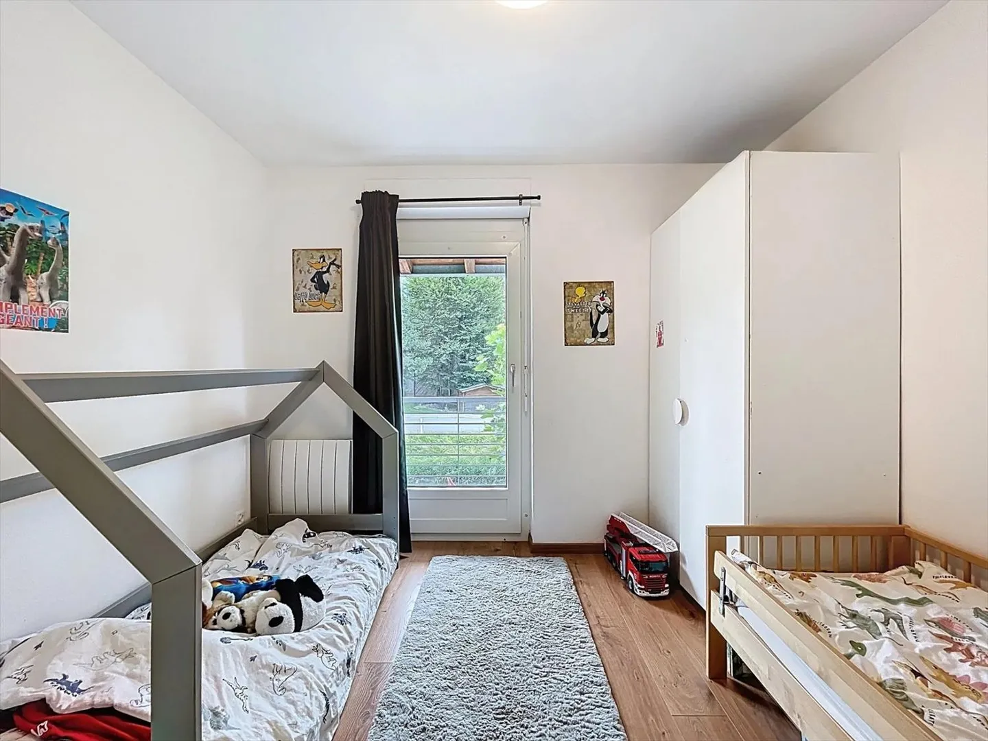 Charmante angrenzende Villa mit großem Garten - Foto 10 von 12