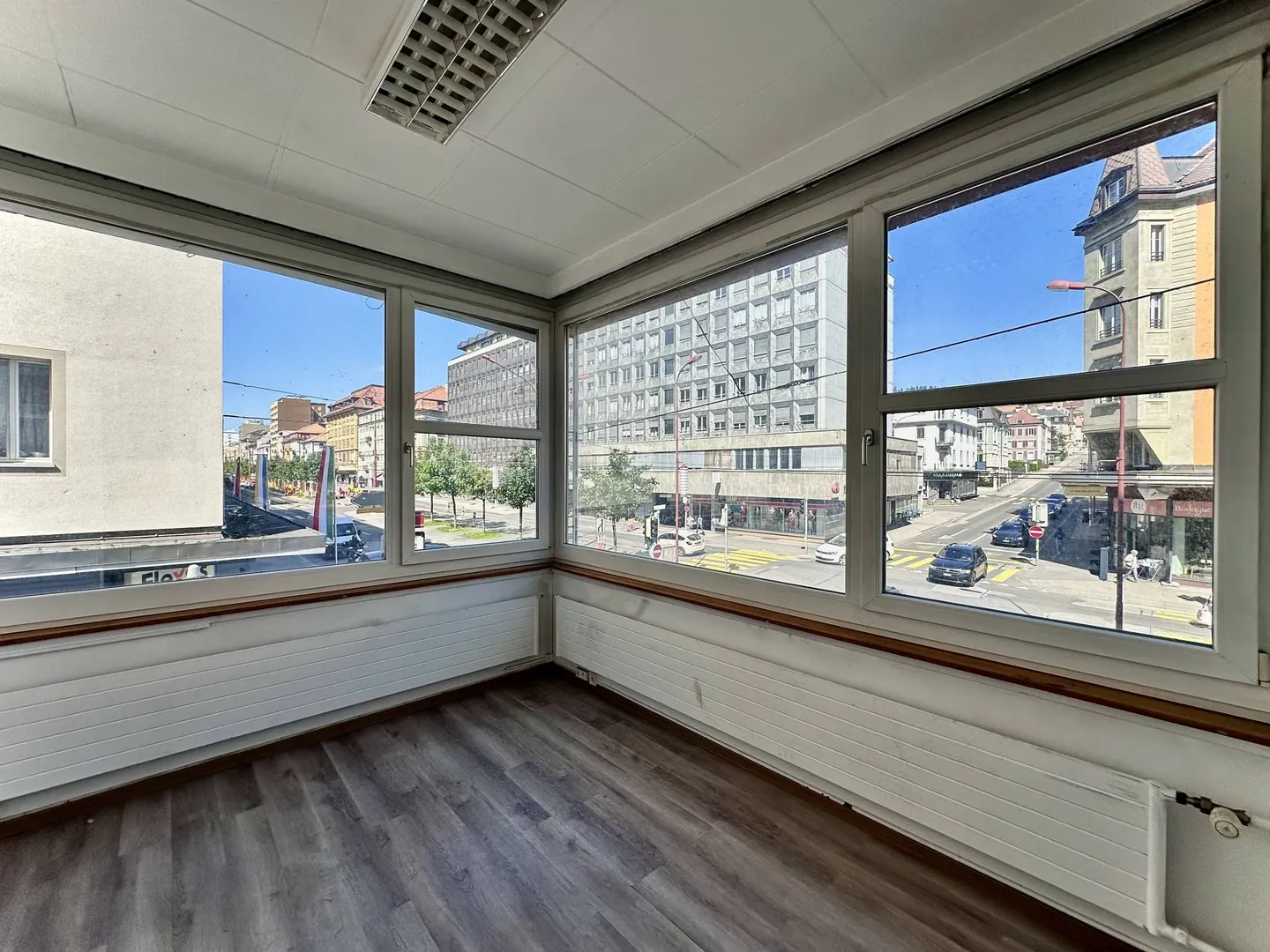 Spazio Ufficio Spazioso a La Chaux-de-Fonds - Foto 3 di 3