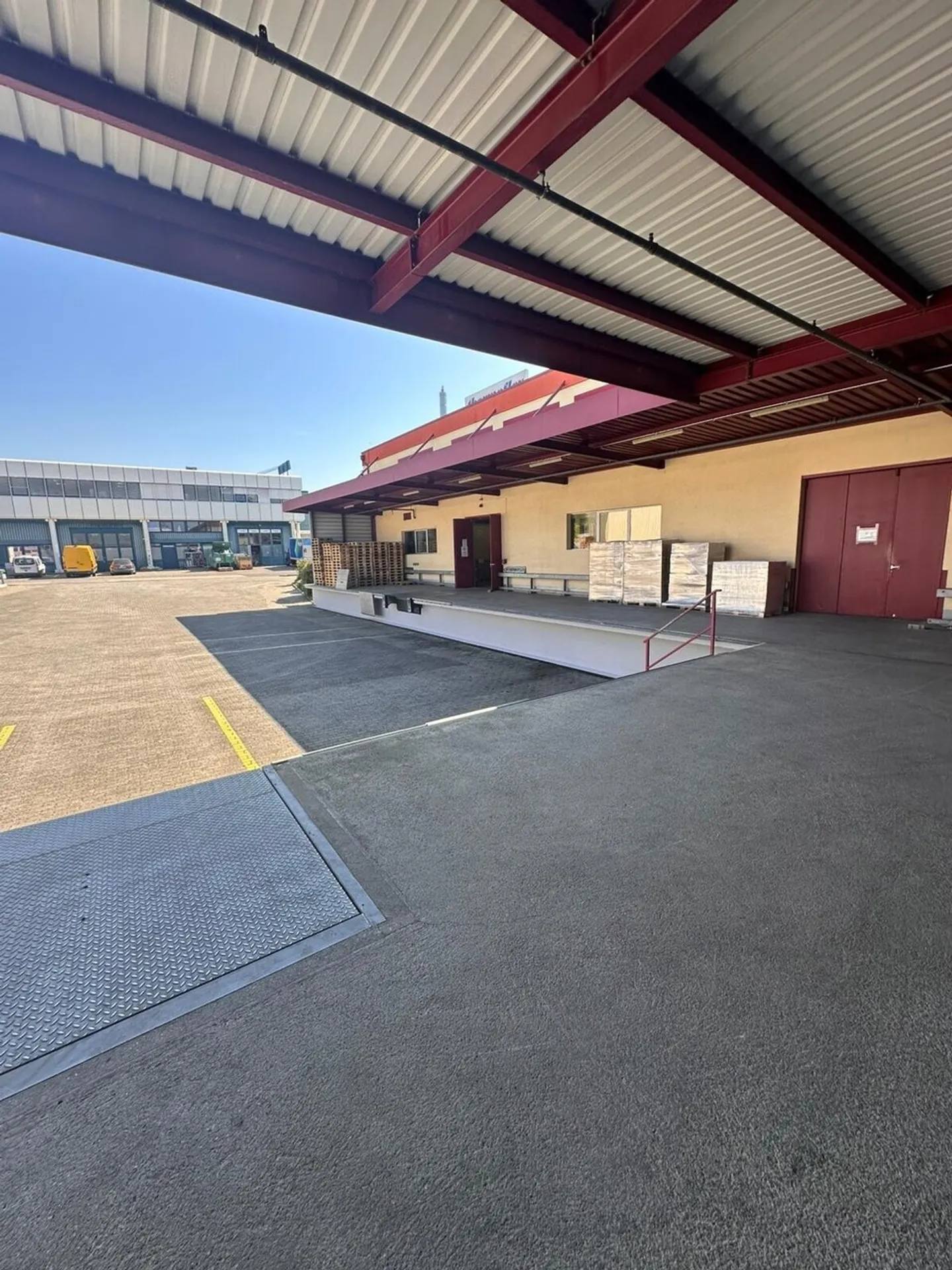 Bien immobilier à vendre - Photo 2 sur 5