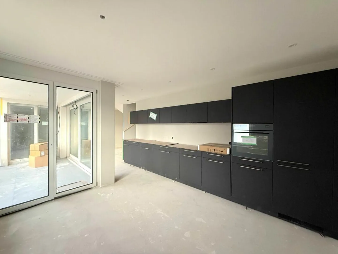 Apartment - Photo 2 of 12