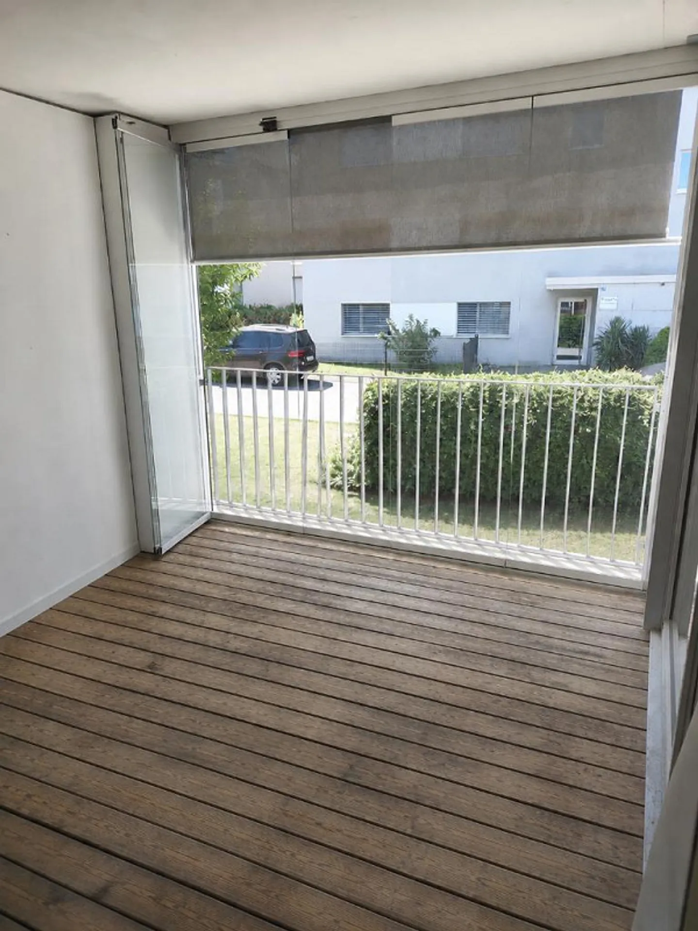 Modern 3.5 room apartment for rent in Igis! - Photo 8 of 9