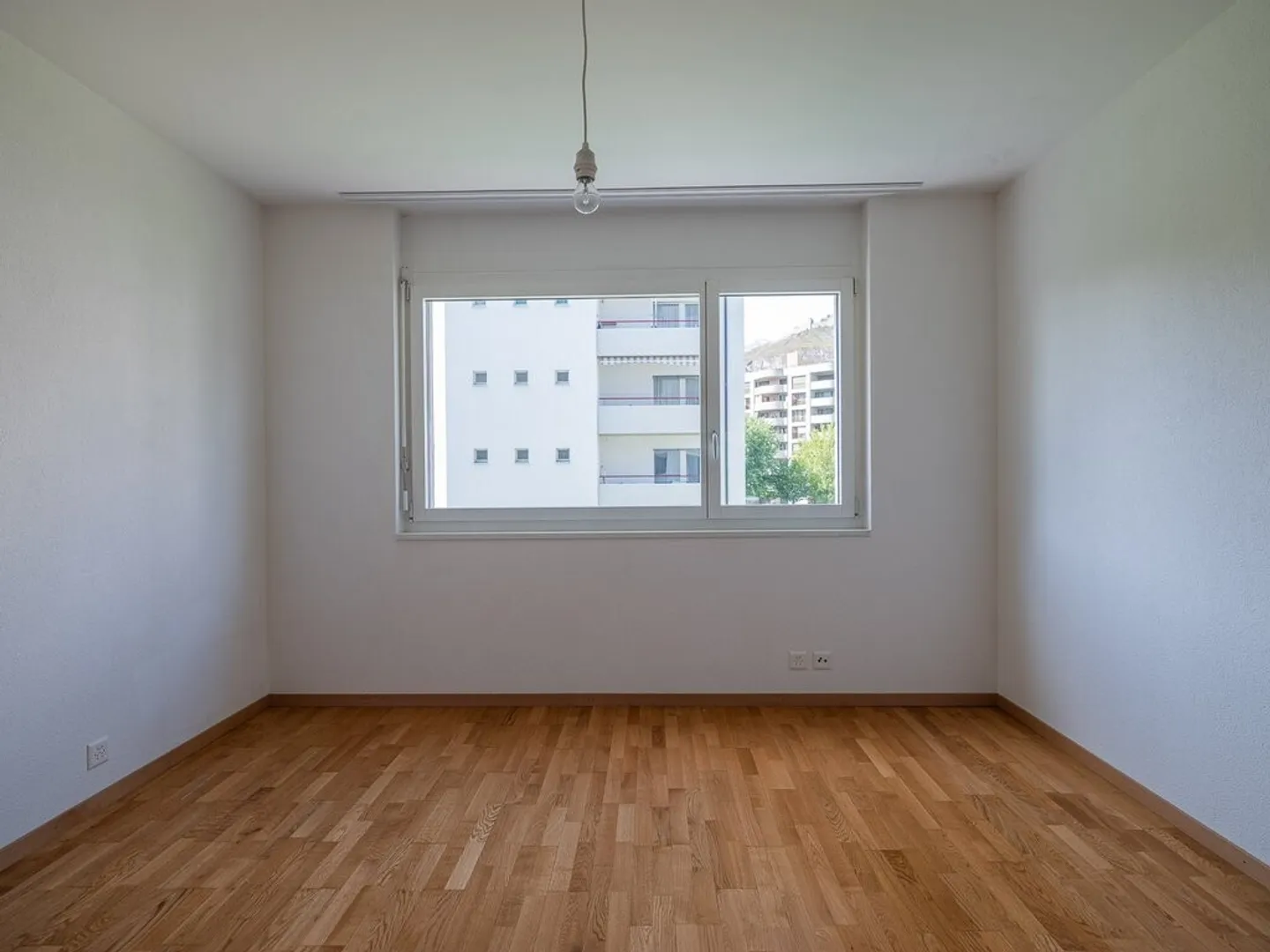 To seize! Superb modern apartment in Sion! - Photo 4 of 7
