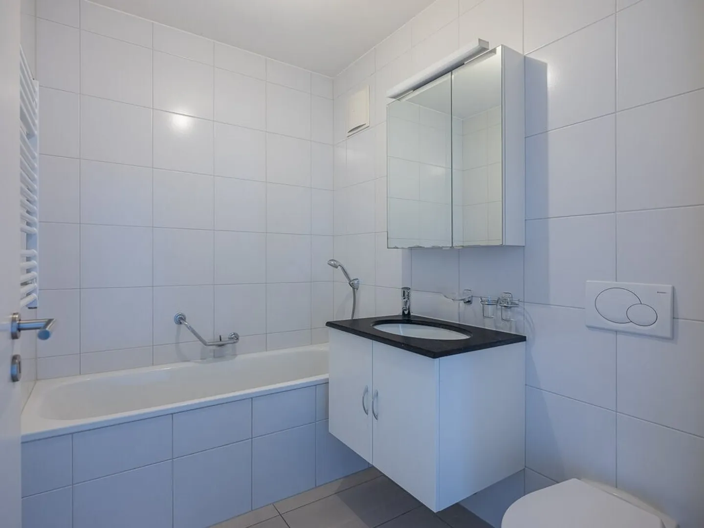 To seize! Superb modern apartment in Sion! - Photo 5 of 7