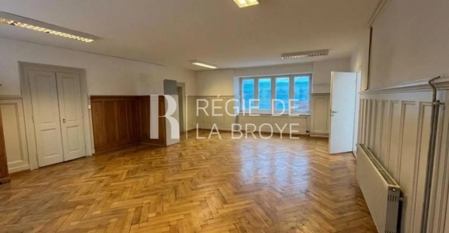 Local commercial de 62 m² à Estavayer-le-Lac - Photo 2 sur 6
