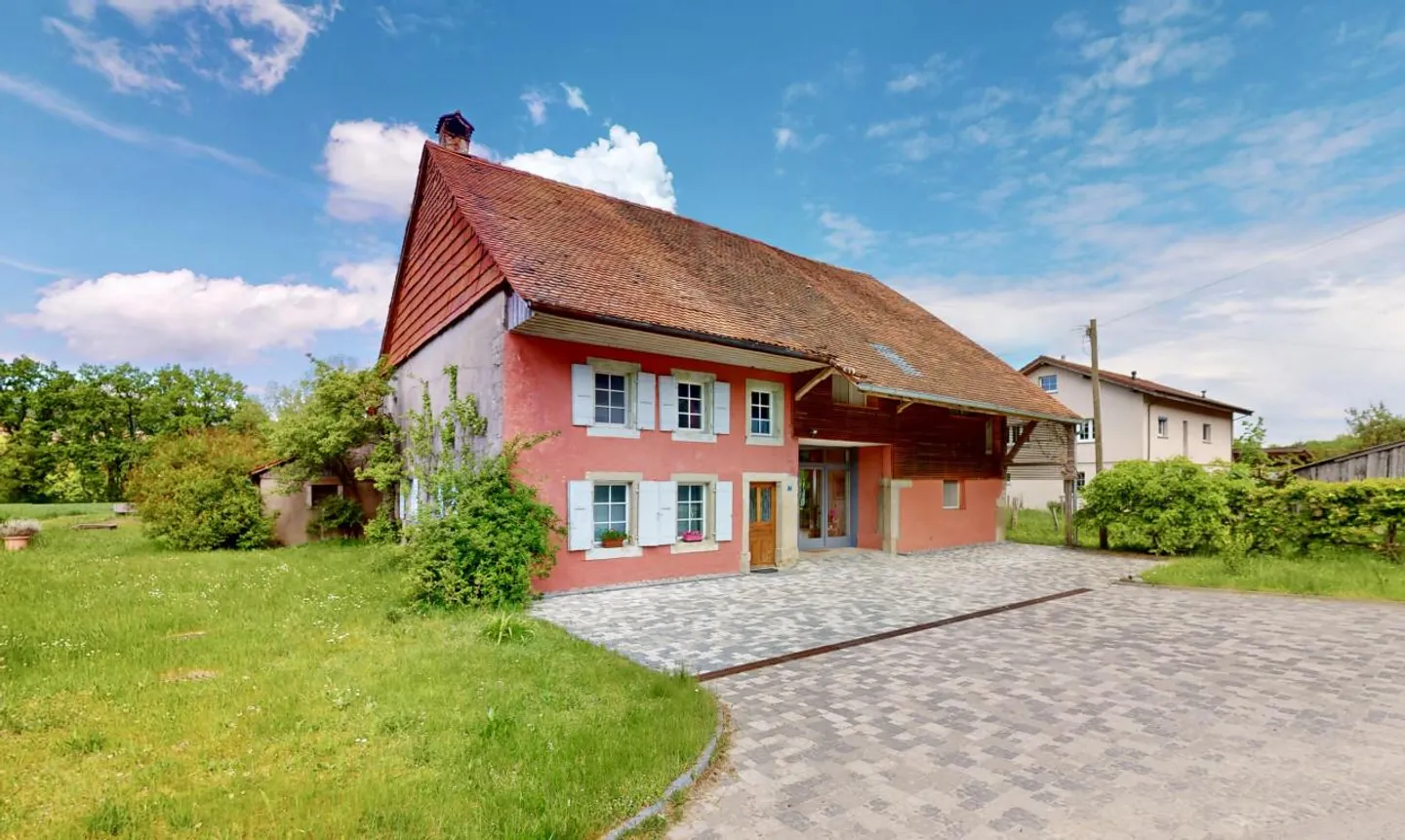 Magnificent renovated farmhouse with artisan workshop in the heart of Broye - Photo 4 of 13
