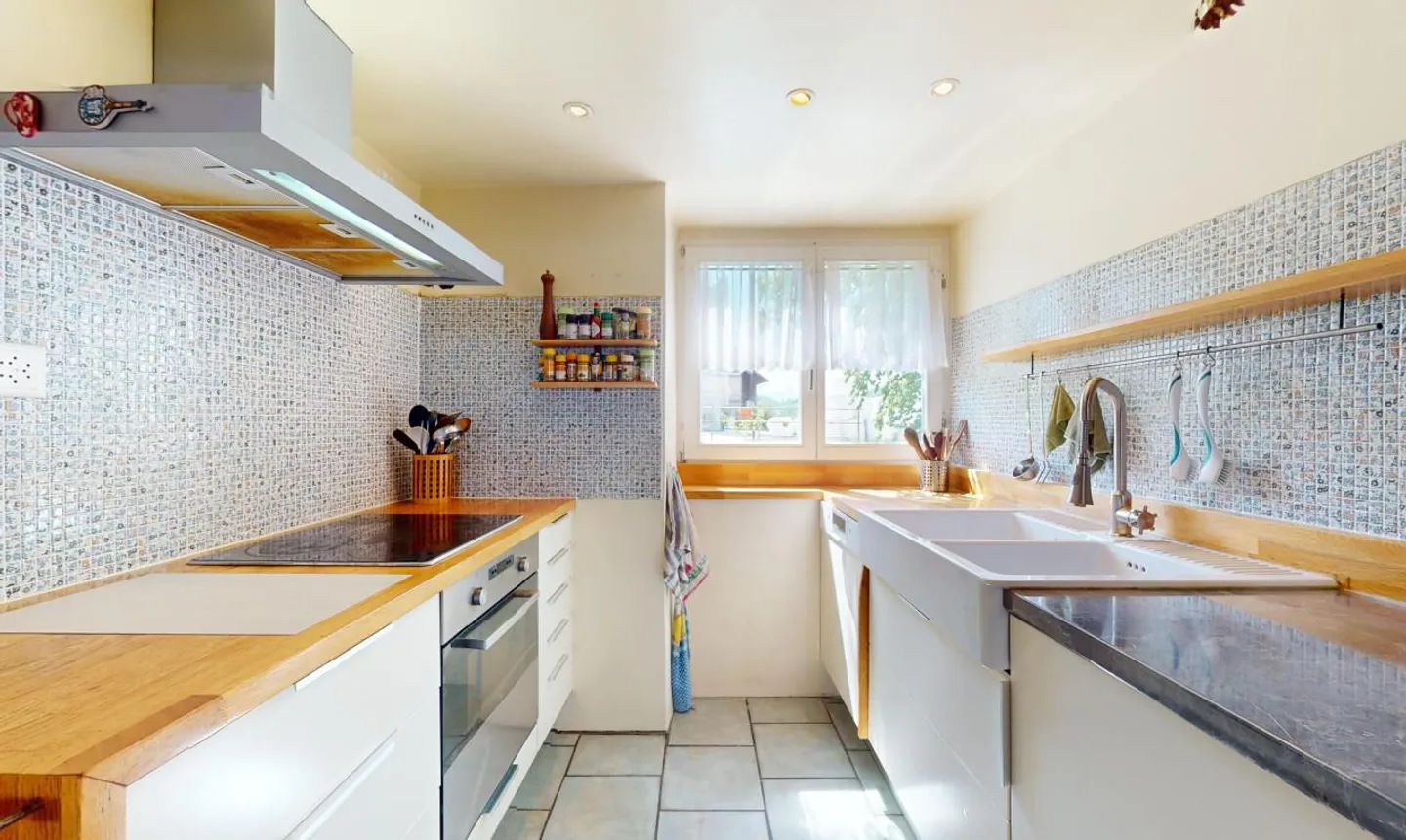 Magnificent renovated farmhouse with artisan workshop in the heart of Broye - Photo 9 of 13
