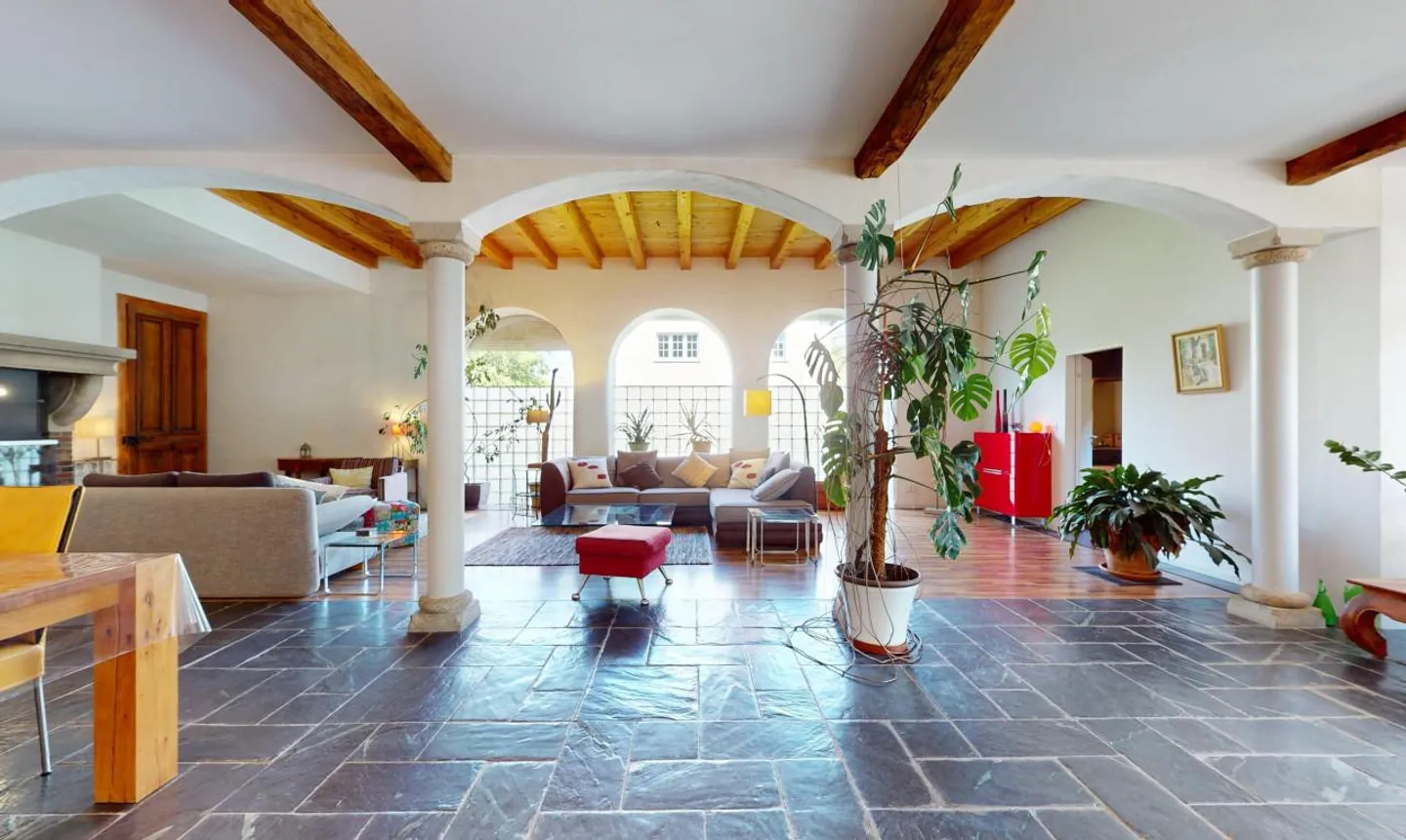 Magnificent renovated farmhouse with artisan workshop in the heart of Broye - Photo 10 of 13