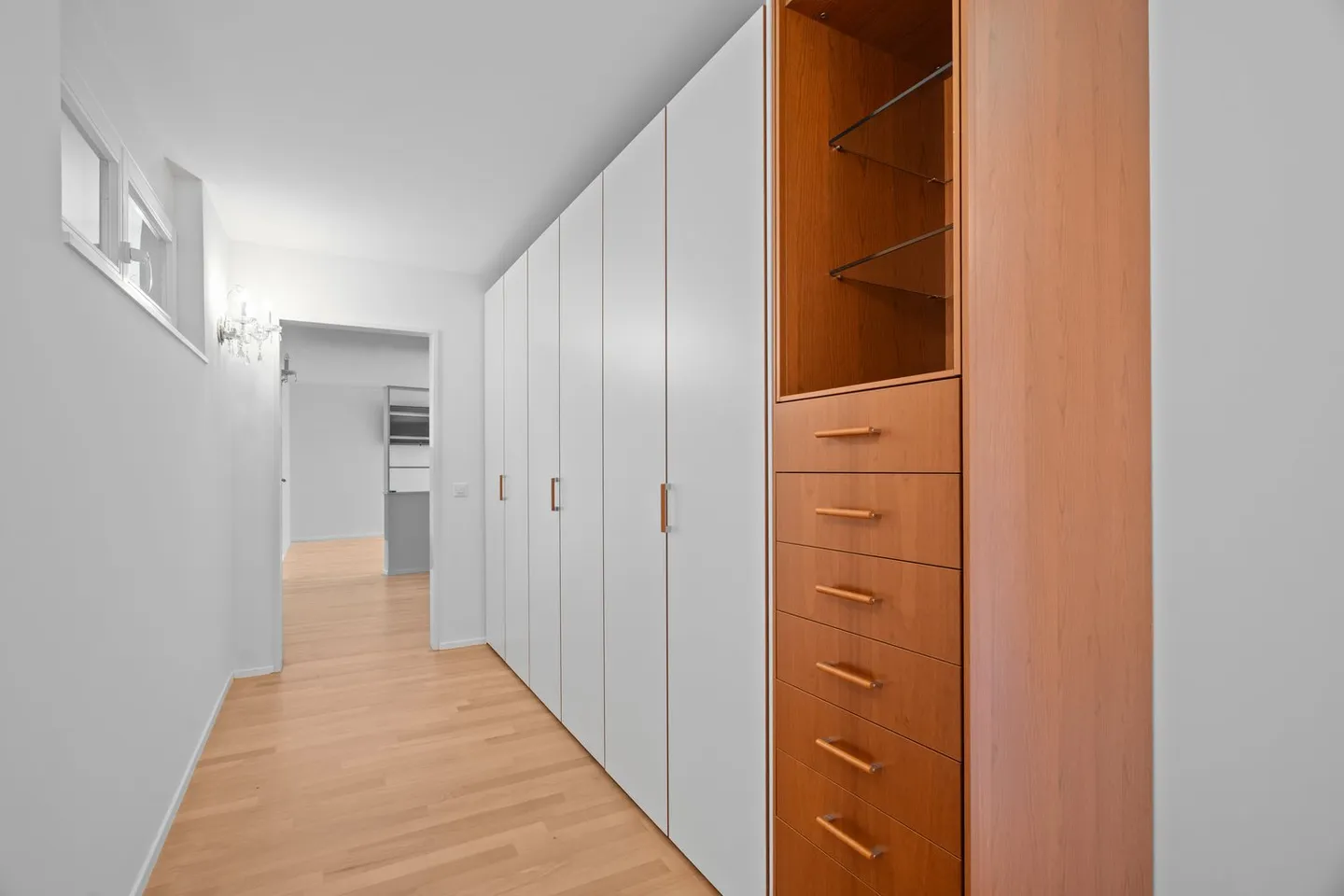 Charming Duplex with Panoramic Views - Photo 8 of 12