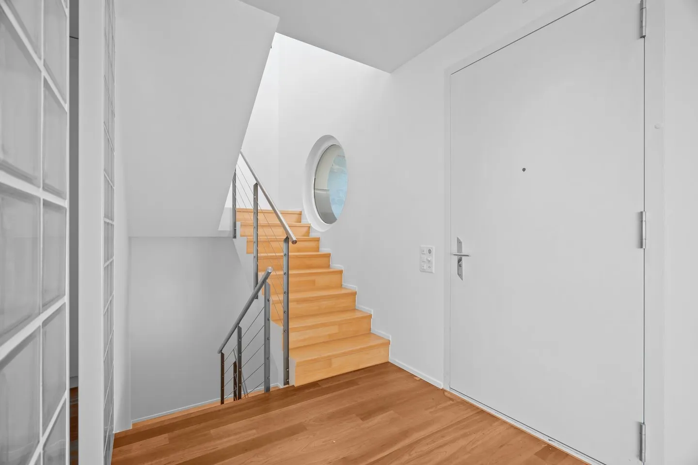 Charming Duplex with Panoramic Views - Photo 5 of 12