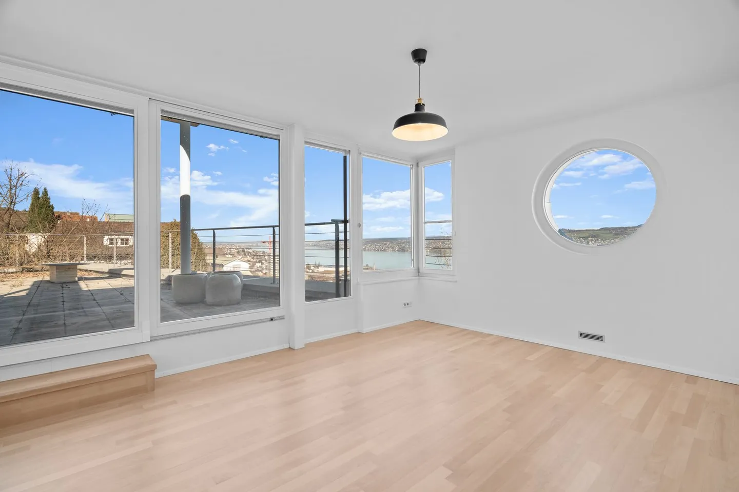 Charming Duplex with Panoramic Views - Photo 6 of 12