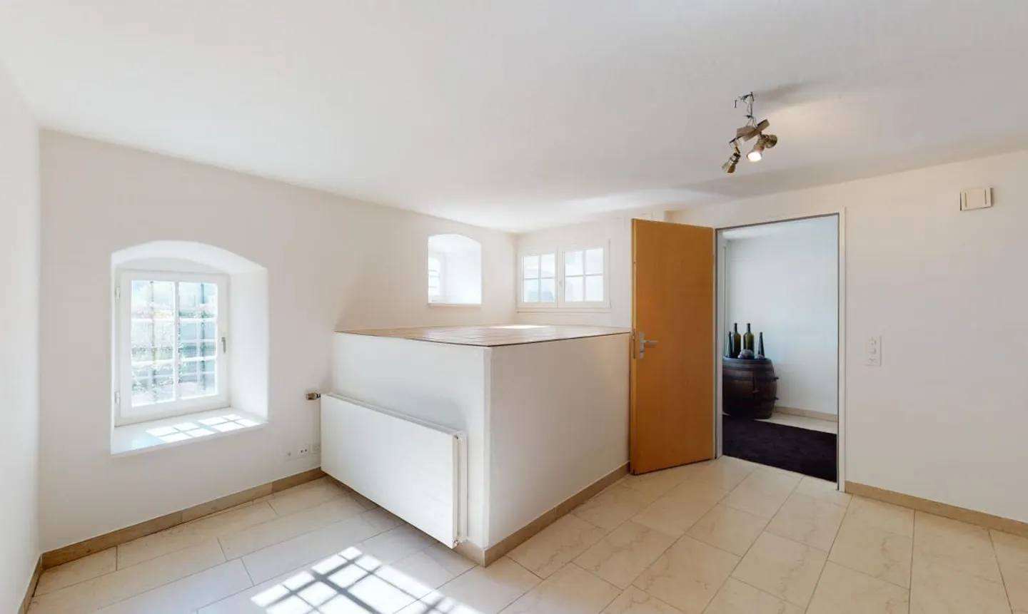 Un charmant appartement en duplex vous attend - Photo 3 sur 11