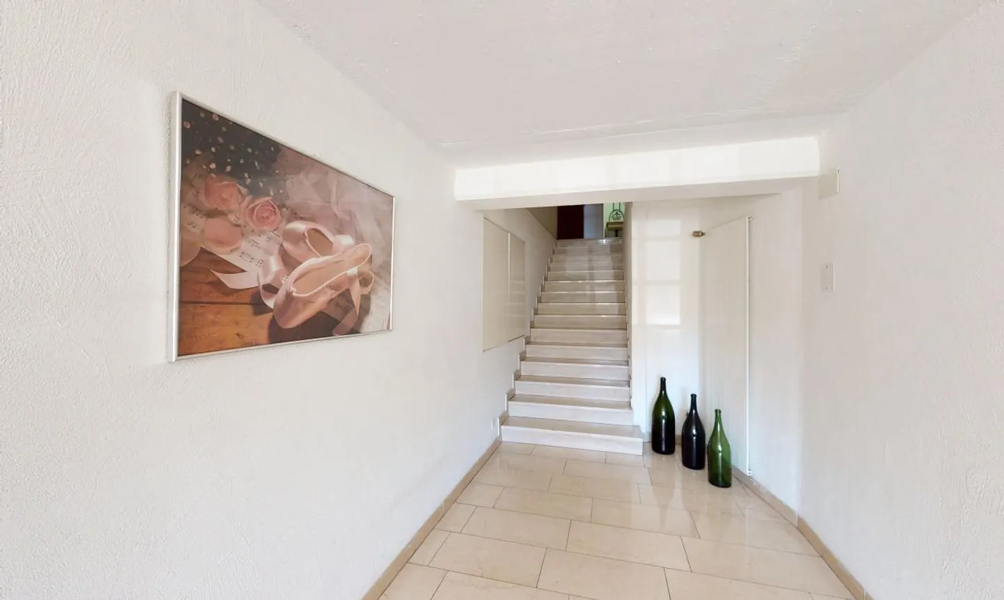 Un charmant appartement en duplex vous attend - Photo 2 sur 11