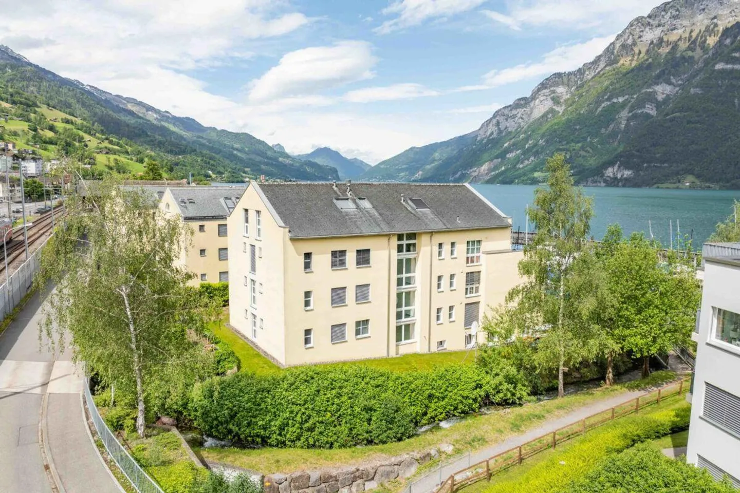 Attico esclusivo con vista panoramica sul lago Walensee e sui Churfirsten - Foto 19 di 21