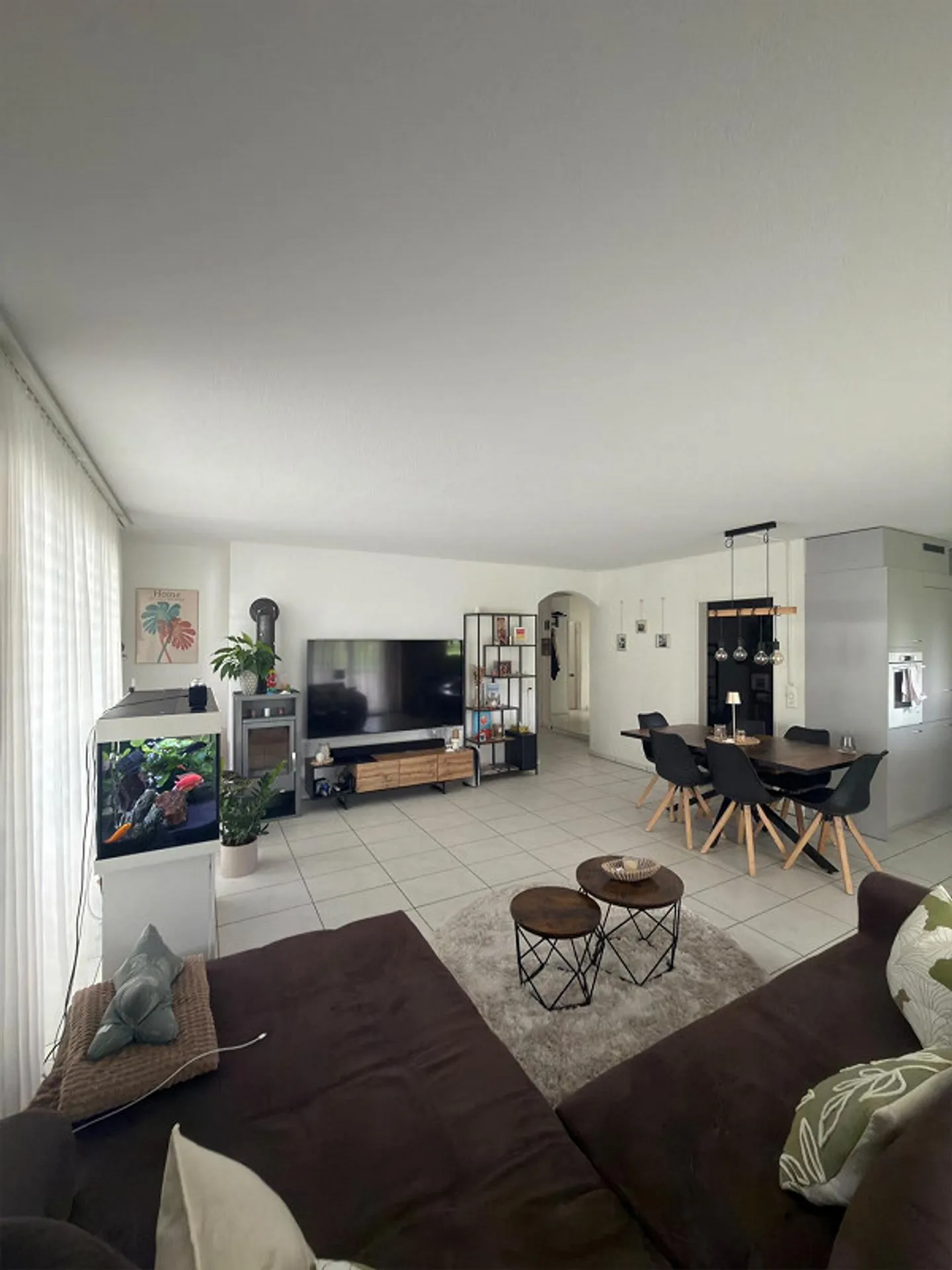 Modern 3.5-room apartment with large balcony in Niederglatt - Photo 11 of 12