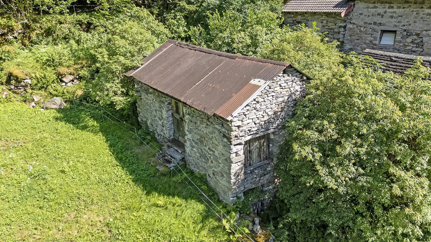 2 Rustico for renovation with building land - Photo 11 of 17