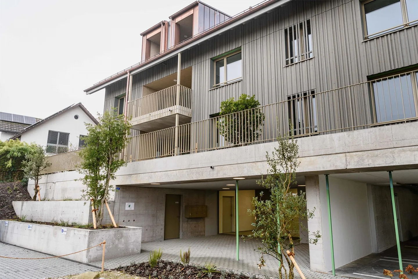 Modernes Mehrfamilienhaus mit Aussicht - Foto 18 von 26
