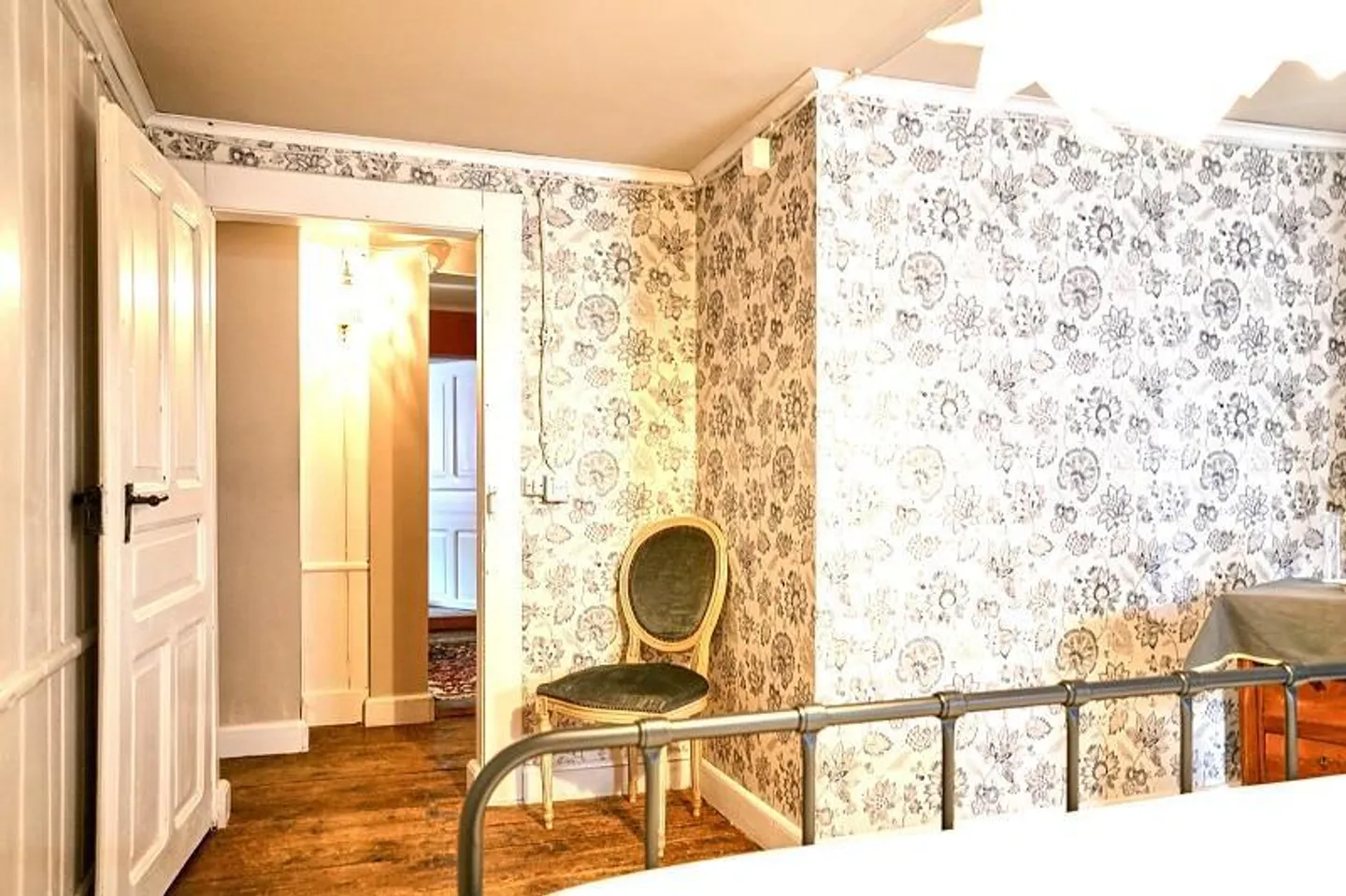 5 1/2-Room Single-Family House with Large Garden and View - Photo 8 of 20
