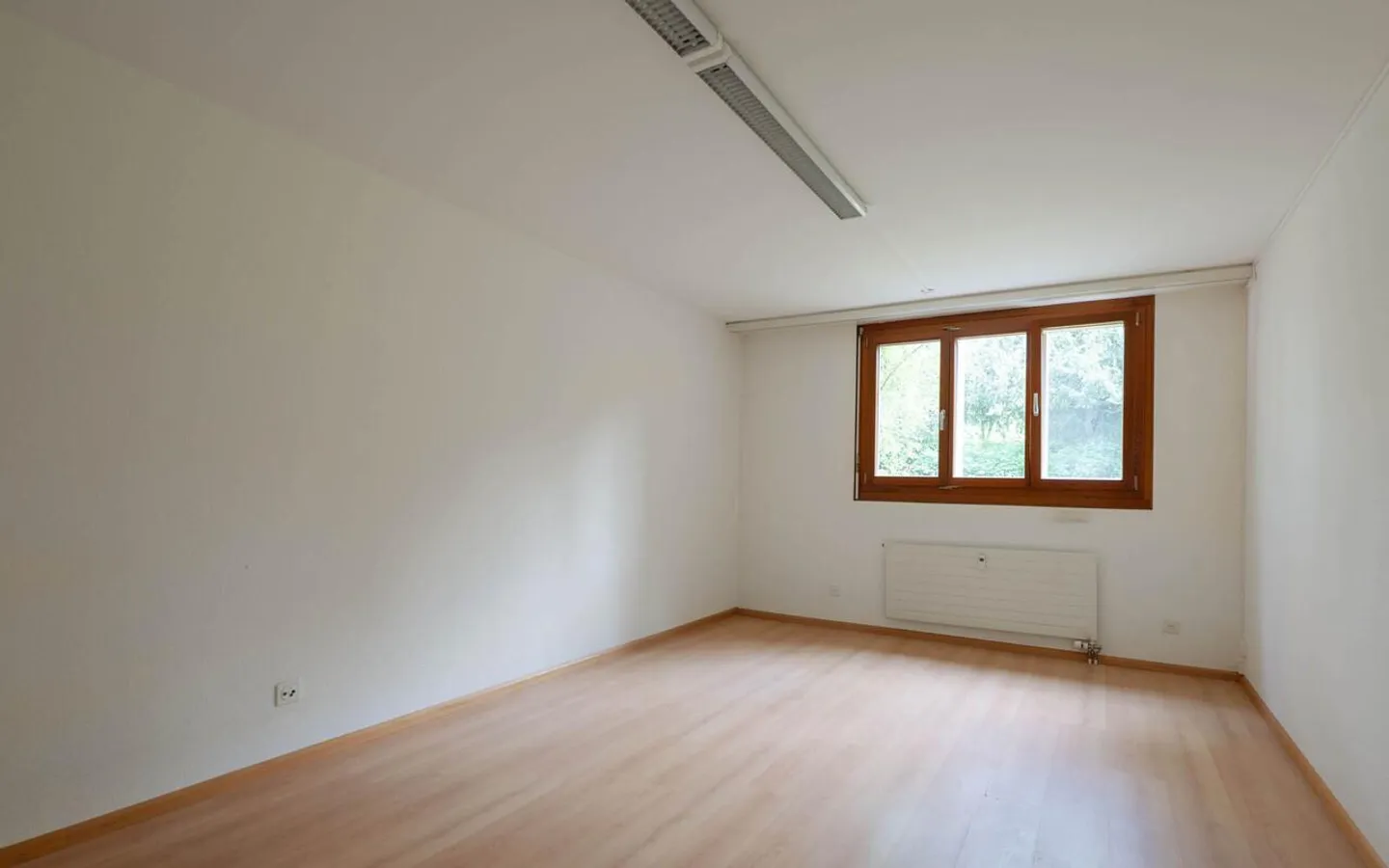 Stilvolle Wohnung mit Hobbyräumen - Foto 10 von 12