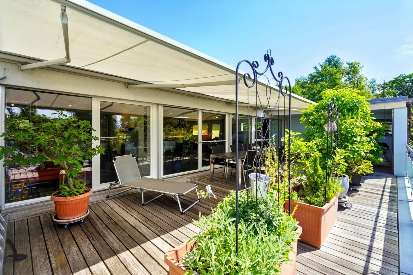 Casa con terrazza lussuosa in una posizione privilegiata - Foto 3 di 16