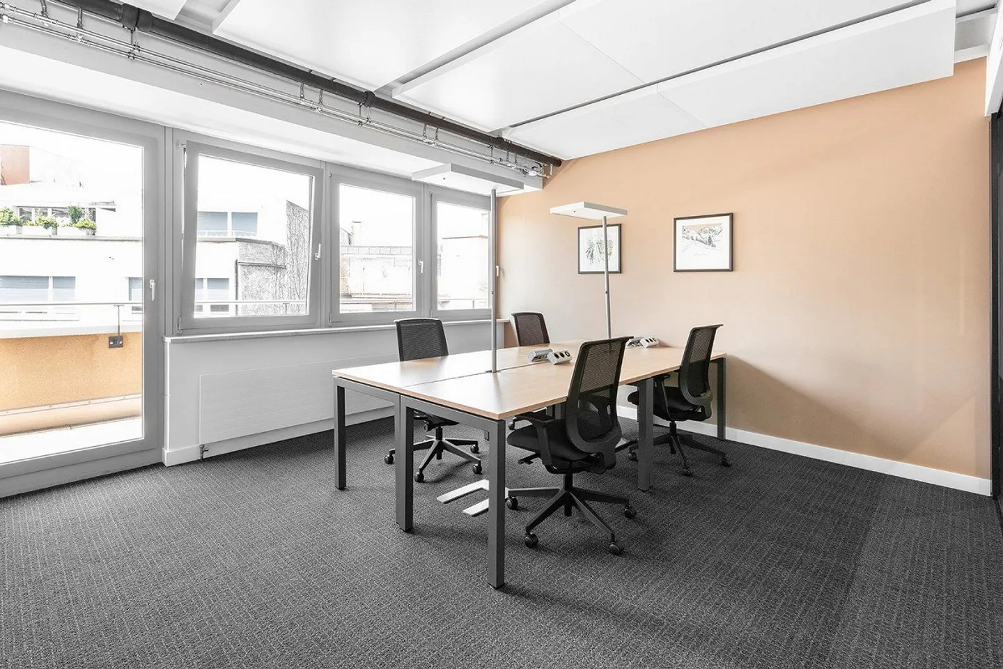 Espace de bureau privé pour 15 personnes à Regus Heuwaage - Photo 2 sur 8