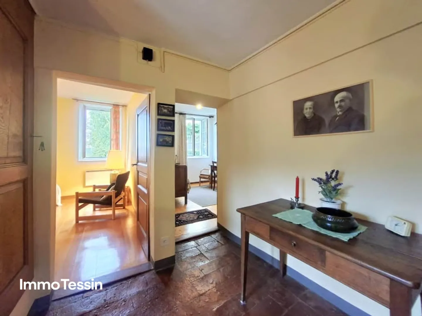 Lovingly renovated house in the heart of the Nucleo of Bidogno with its own garden at a great price - Photo 9 of 13