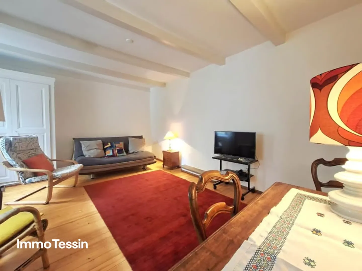 Lovingly renovated house in the heart of the Nucleo of Bidogno with its own garden at a great price - Photo 6 of 13
