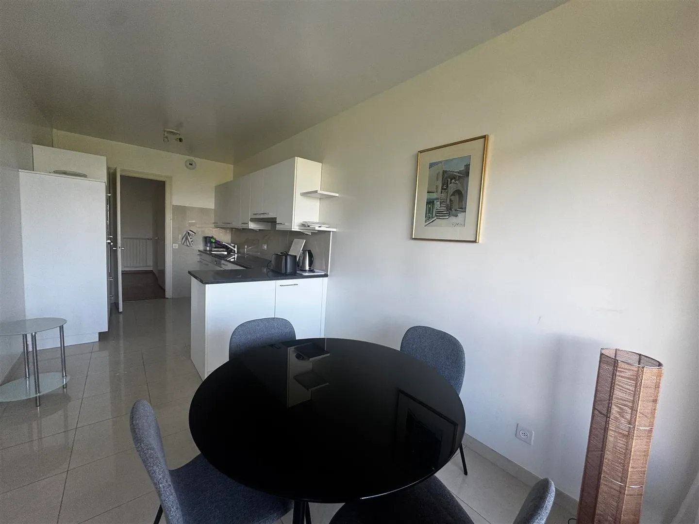 Appartamento Arredato con Balcone - Foto 1 di 5