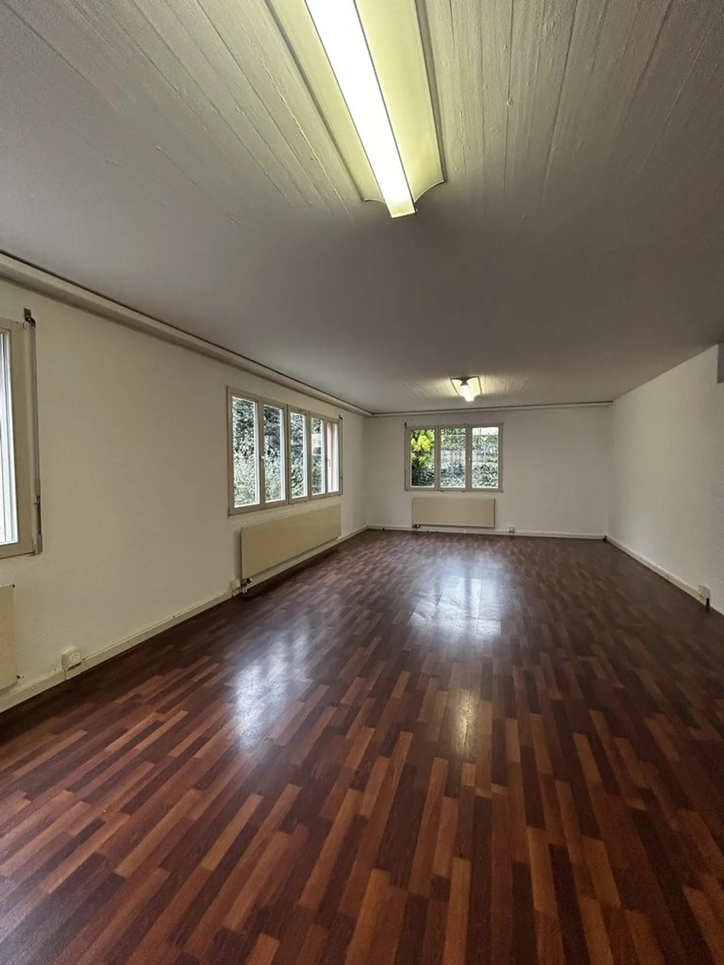 Espace commercial/atelier/atelier attrayant - idéal comme solution temporaire - Photo 2 sur 6