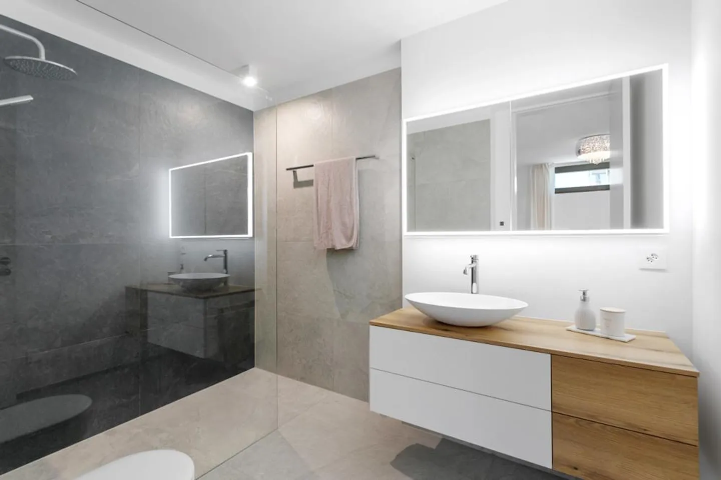 CENTRAL, STYLISH AND SPACIOUS - Photo 6 of 10
